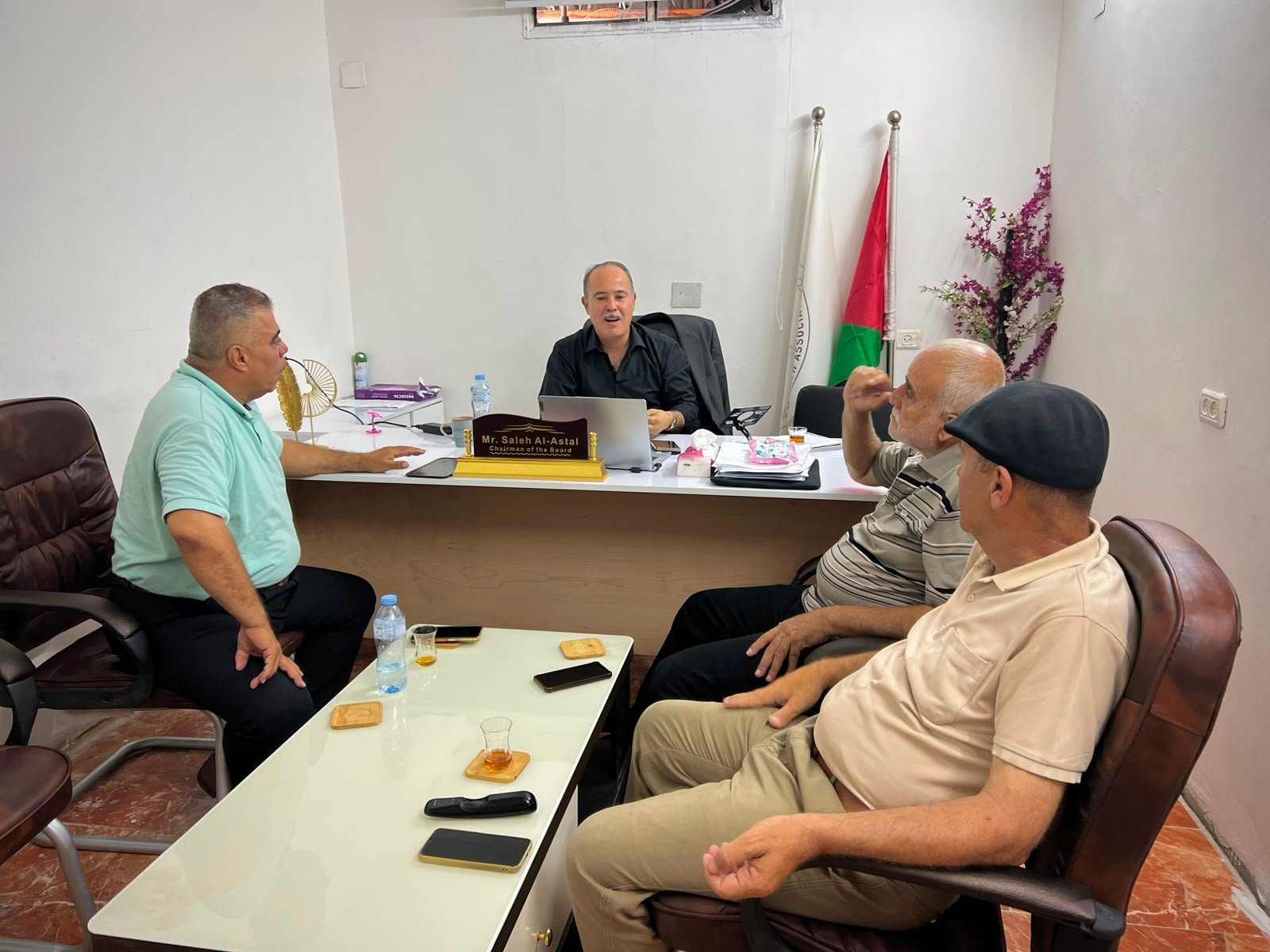 Palestinian General Federation of Trade Unions Delegation Visits Al Fajr Palestinian Youth Association to Explore Prospects for Joint Cooperation