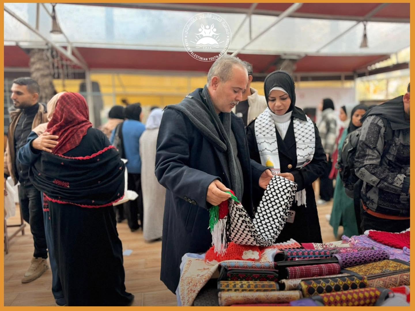 AlFajr Participates in Economic Empowerment Initiatives Bazaar for Displaced Women and Men in Deir Al-Balah